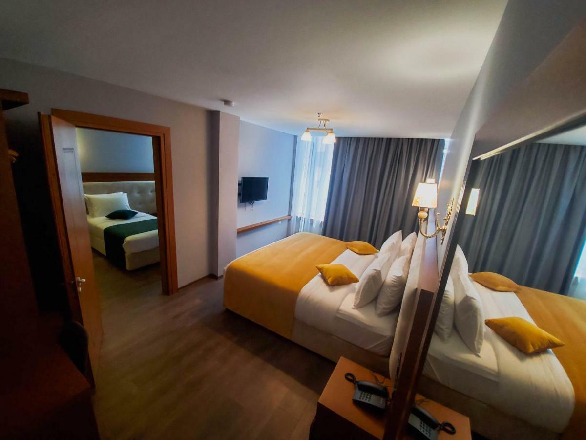 Albanopolis Hotel Tirana Exterior photo