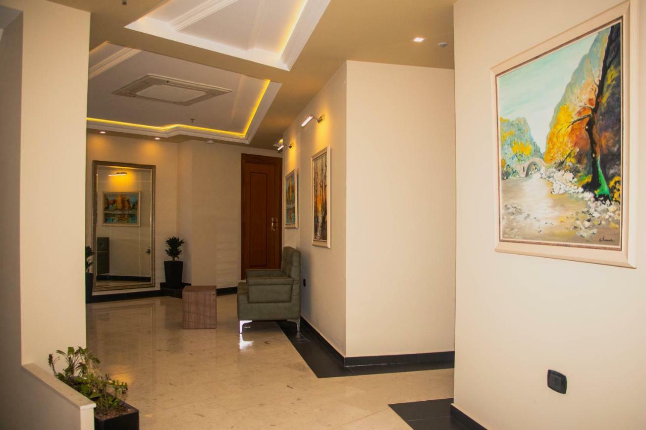 Albanopolis Hotel Tirana Exterior photo